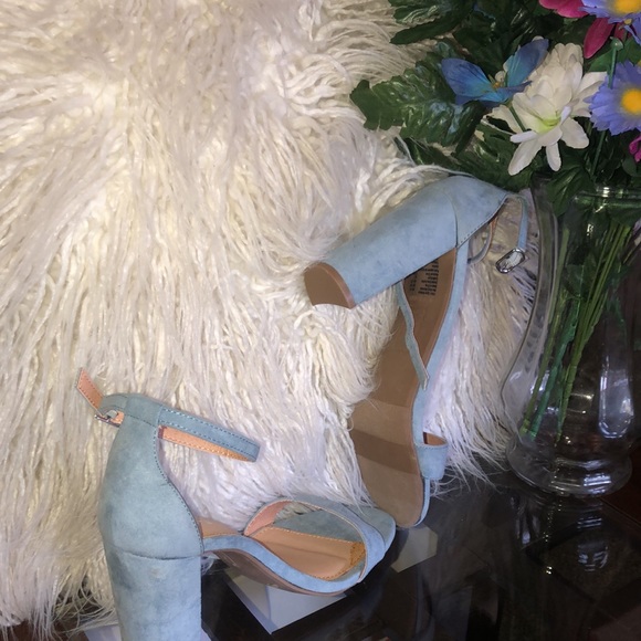 Women’s Strap Sandals - Picture 9 of 11